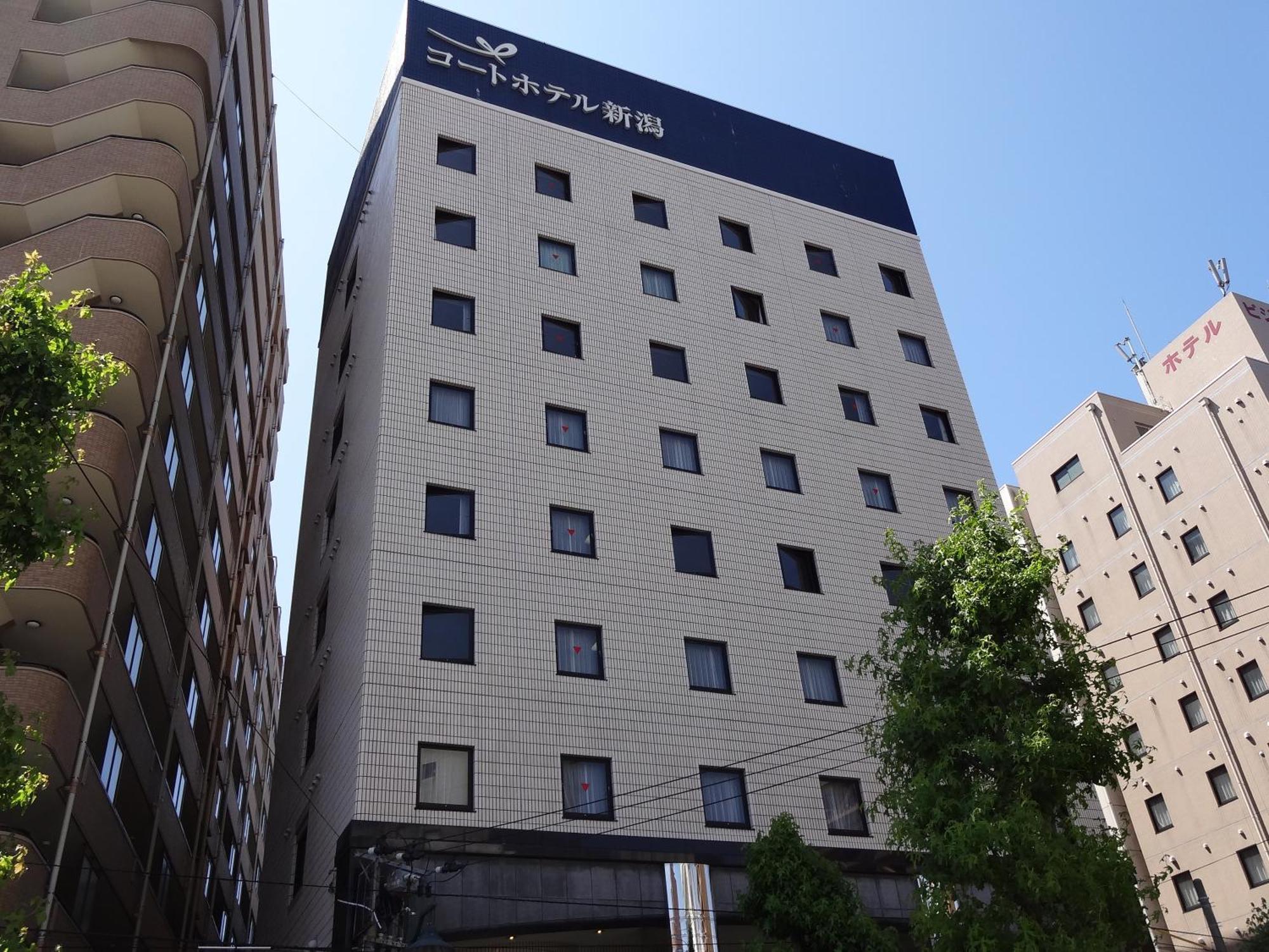 Court Hotel Ніїґата Екстер'єр фото